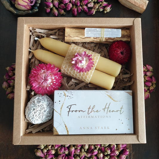 Beeswax Candles Gift Box ♡ with Affirmation Cards to Inspire Self-Love (Pink Paper Daisies)