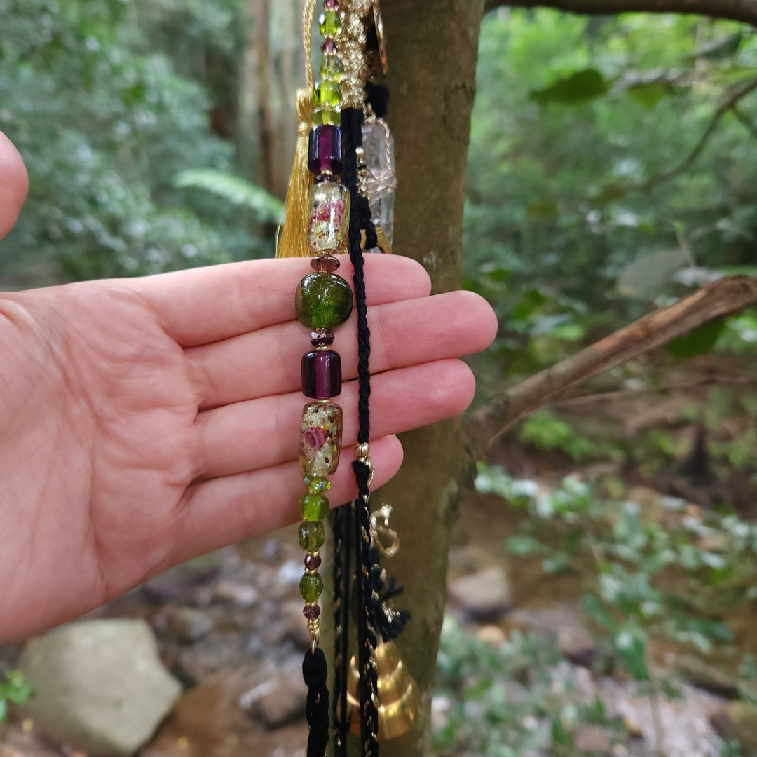 Witches Bells ♡ With Quartz, Mookaite Jasper & Serpentine Gemstones